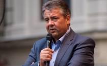 Gabriel drängt auf wirtschaftliche und militärische Stärkung der EU